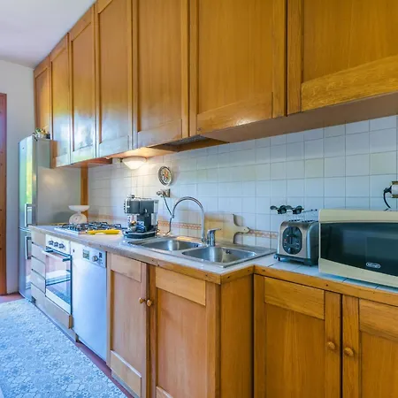 Apartment Casa Luisa By Interhome